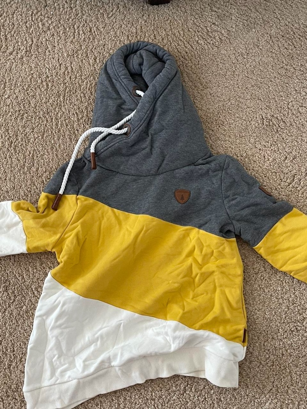 Wanakome Colorblock Kids Hoodie in Gray, Mustard, White